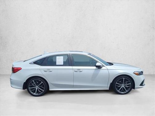 Platinum White Pea 2024 Honda Civic Touring
