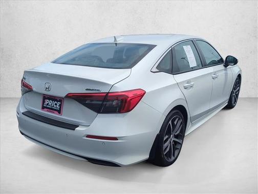 Platinum White Pea 2024 Honda Civic Touring