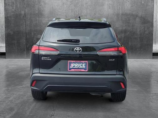 2023 Toyota Corolla Cross XLE