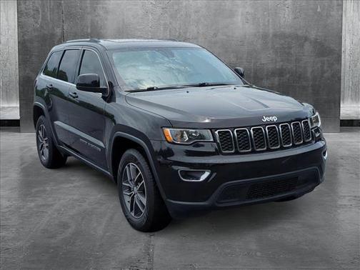 2018 Jeep Grand Cherokee Laredo E