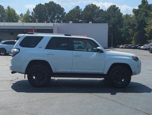 2020 Toyota 4Runner SR5