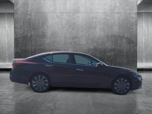 2024 Nissan Altima 2.5 SL