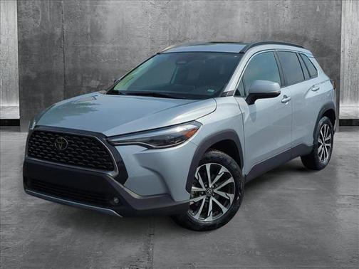 2024 Toyota Corolla Cross XLE