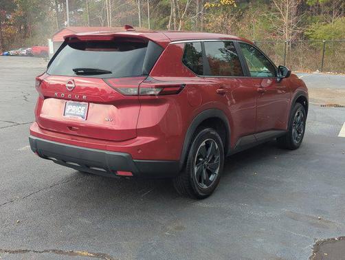 2024 Nissan Rogue SV