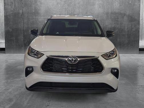 2025 Toyota Highlander Limited