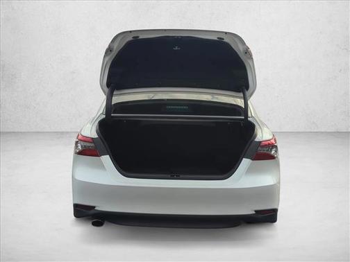 2024 Toyota Camry Hybrid XLE