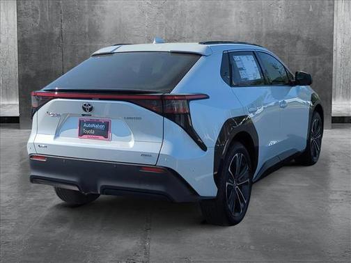 2025 Toyota bZ4X Limited