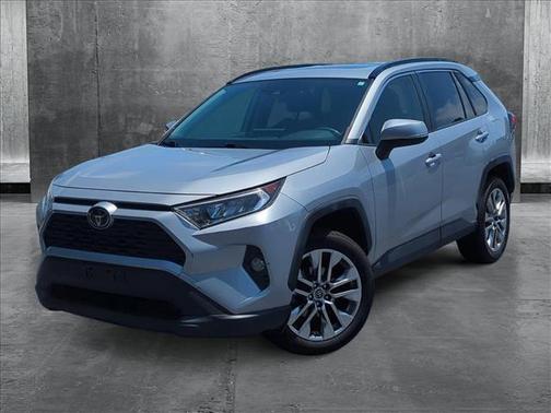 2019 Toyota RAV4 XLE Premium