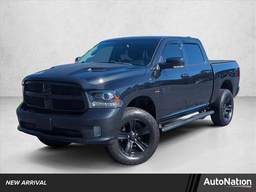 2018 RAM 1500 Night Crew Cab 4x4 5'7' Box