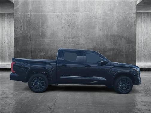 2025 Toyota Tundra Hybrid Platinum