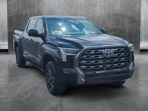 2025 Toyota Tundra Hybrid Platinum