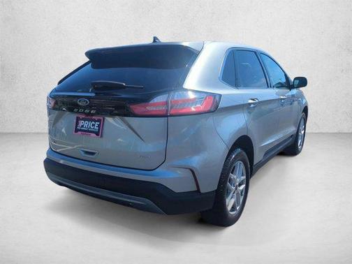 Iconic Silver Metallic 2024 Ford Edge SEL