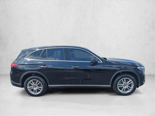 Unk 2023 Mercedes-Benz GLC 300 Base