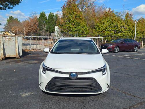 2025 Toyota Corolla Hybrid SE