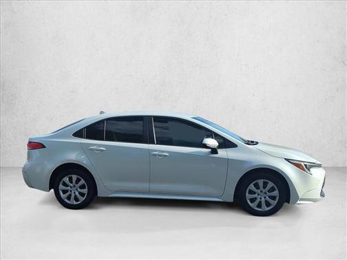 2025 Toyota Corolla Hybrid SE