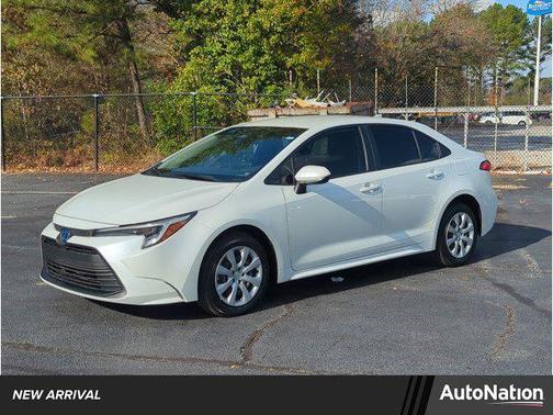 2025 Toyota Corolla Hybrid SE