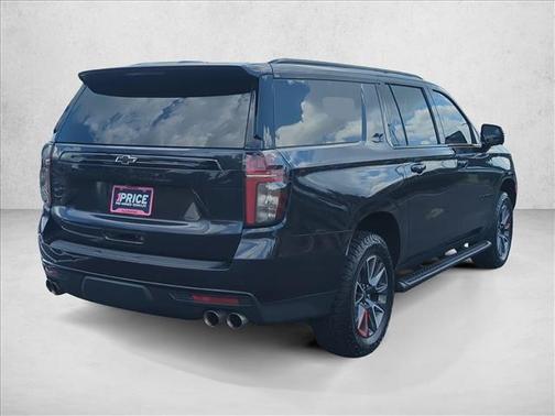 Dark Ash Metallic 2023 Chevrolet Suburban 4WD Z71