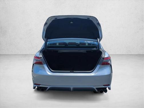 Celestial Silver/Midnight Black Metallic 2019 Toyota Camry XSE
