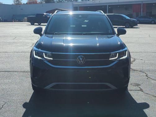 2023 Volkswagen Taos 1.5T SEL