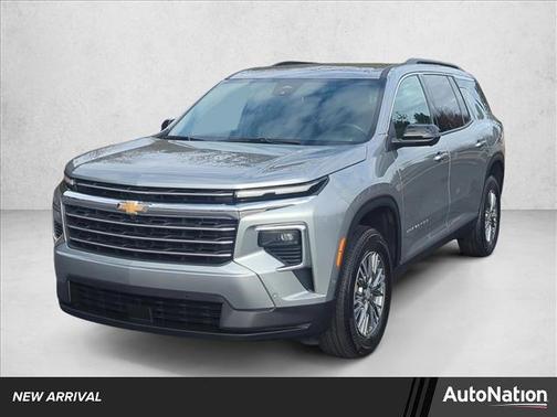 2024 Chevrolet Traverse LT