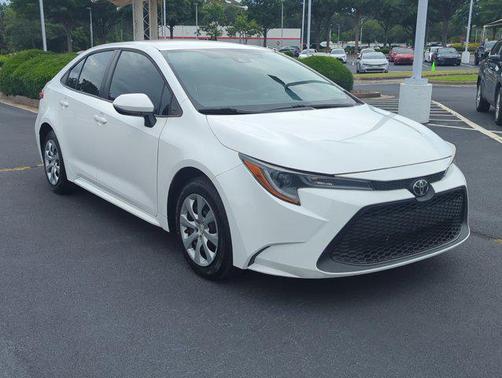 White 2022 Toyota Corolla LE