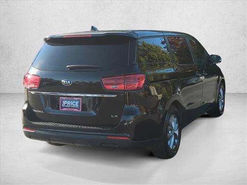 2020 Kia Sedona LX