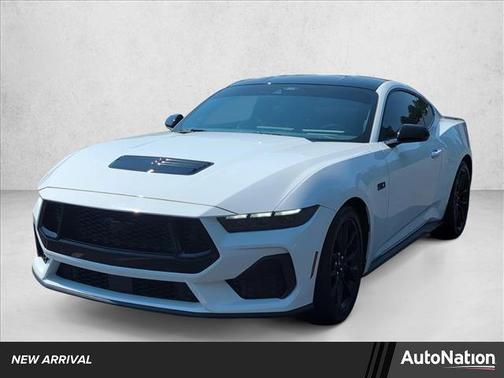 Oxford White 2025 Ford Mustang GT