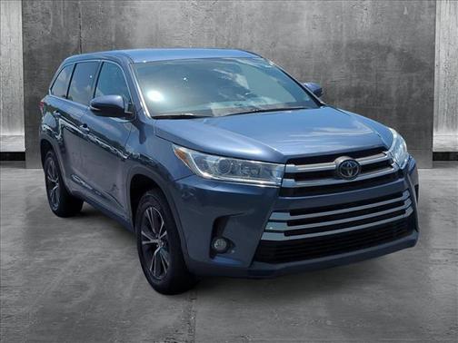 2018 Toyota Highlander LE Plus