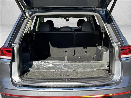 2022 Volkswagen Atlas 2.0T SE w/Technology