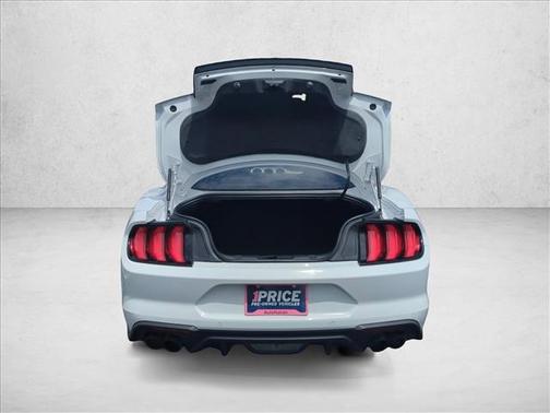 Oxford White 2020 Ford Mustang GT Premium