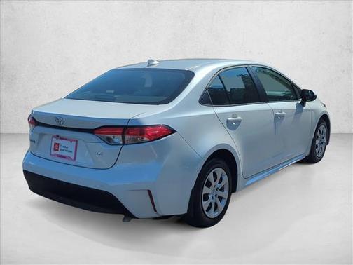 Wind Chill Pearl 2025 Toyota Corolla LE