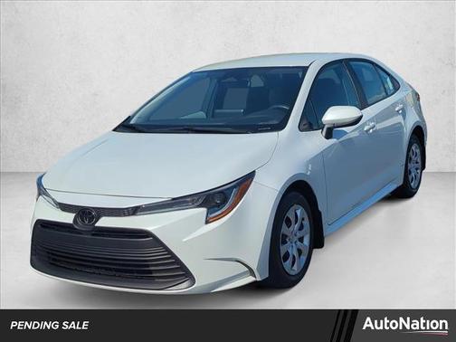 Wind Chill Pearl 2025 Toyota Corolla LE