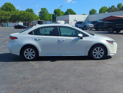 Wind Chill Pearl 2025 Toyota Corolla LE