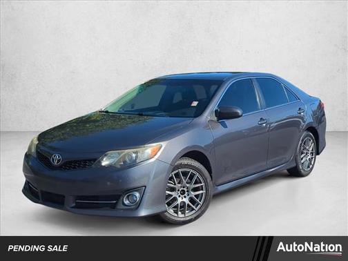 2014 Toyota Camry SE