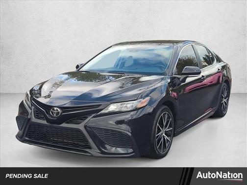 Midnight Black Metallic 2021 Toyota Camry SE