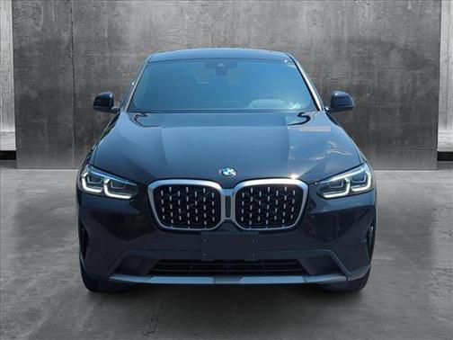 2023 BMW X4 xDrive30i