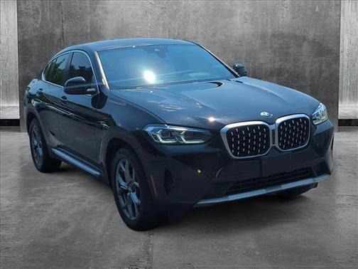 2023 BMW X4 xDrive30i