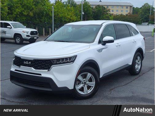 2022 Kia Sorento LX