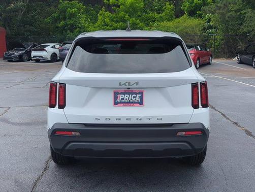 2022 Kia Sorento LX