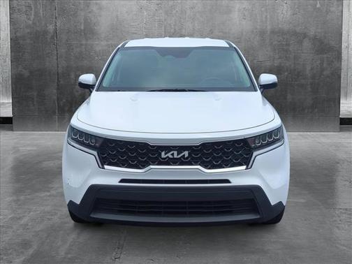 2022 Kia Sorento LX