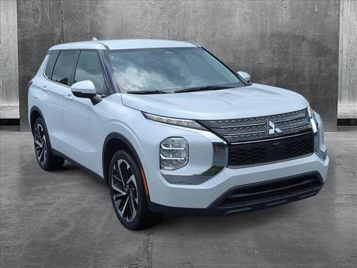 2022 Mitsubishi Outlander ES 2.5 2WD