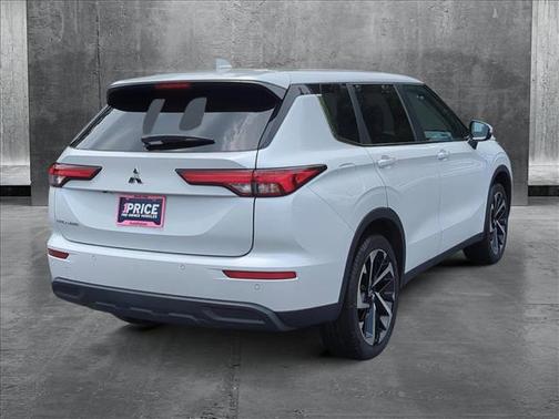 2022 Mitsubishi Outlander ES 2.5 2WD