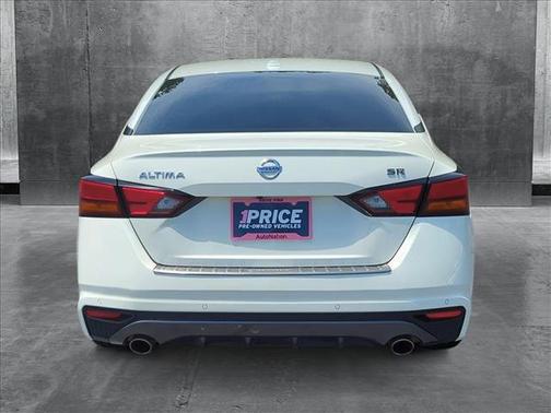 2022 Nissan Altima SR FWD