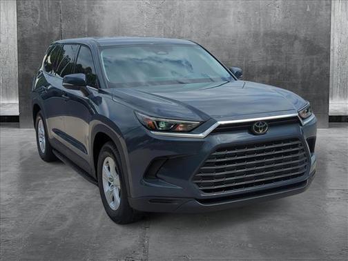 2025 Toyota Highlander Hybrid LE