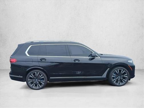 Black Sapphire Metallic 2019 BMW X7 xDrive50i