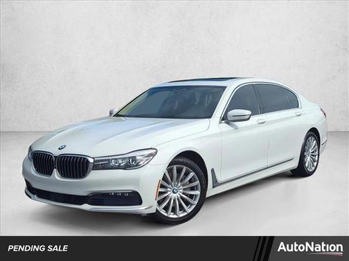 2016 BMW 740 740i