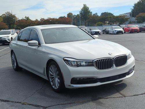 2016 BMW 740 740i