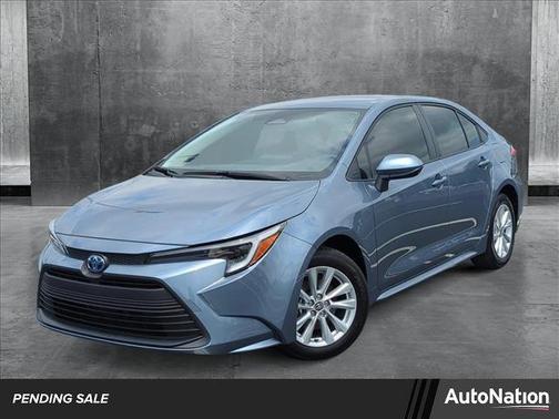 2025 Toyota Corolla Hybrid LE
