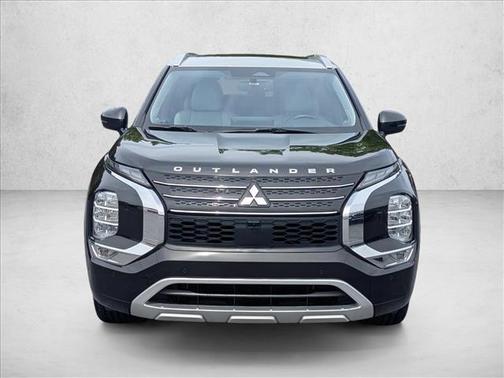 Black Diamond/Alloy Silver Roof 2024 Mitsubishi Outlander PHEV SEL