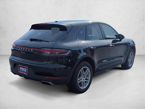 2021 Porsche Macan AWD